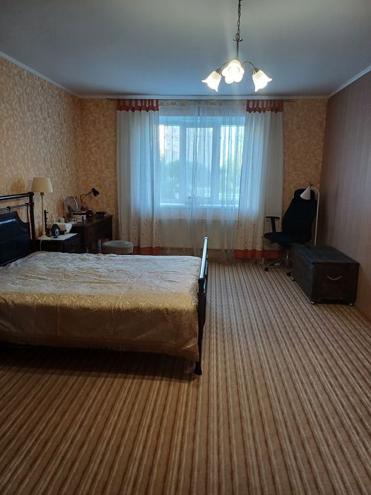 Продам 3-х комнатную квартиру