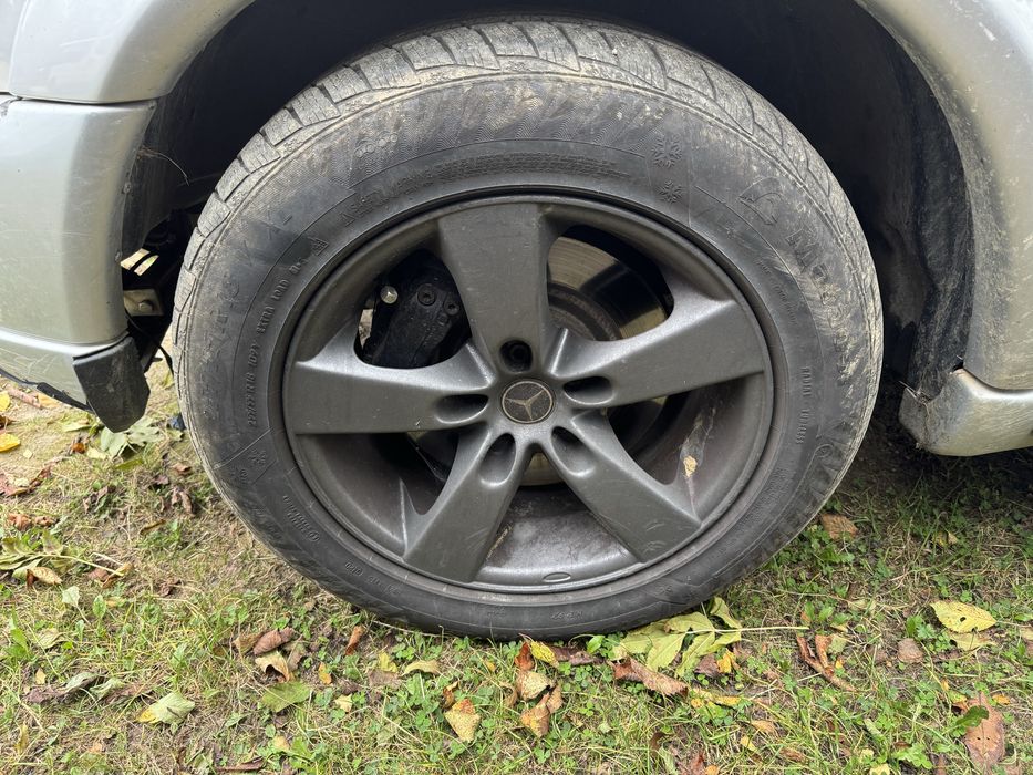 Alufelgi Mercedes ML 163 . 2002r AMG 255/55/18 Zima