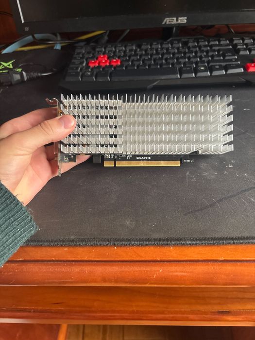 i5 8ª Geração + 16GB RAM DDR4 + GTX 1030