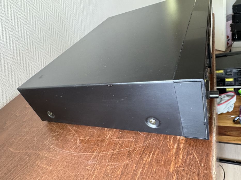 Equalizer Technics SH-E51