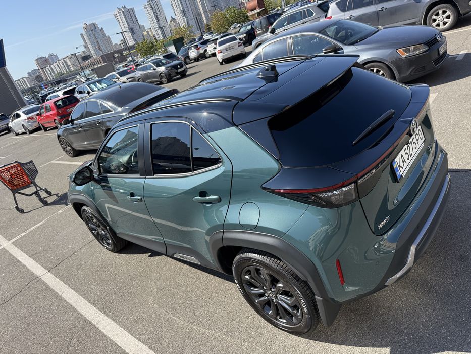 Гібрид ! Toyota Yaris 2025р. 13000 в ідеальному стані !