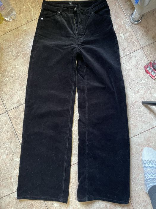 Джинси жіночі чорні