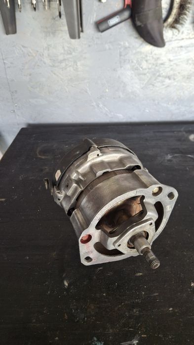 Alternator, gaźnik, aparat zapłonowy, rozrusznik fiat 126p, maluch
