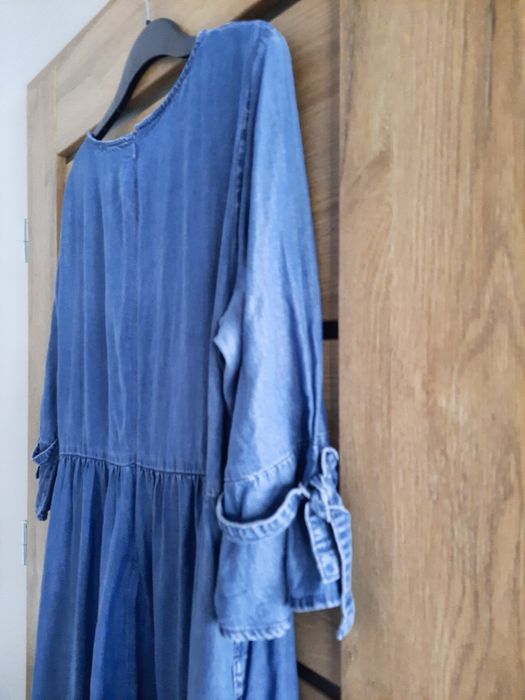 Fajna sukienka  z dżinsu