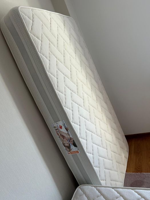 CAMA C/COLCHÃO 105x200