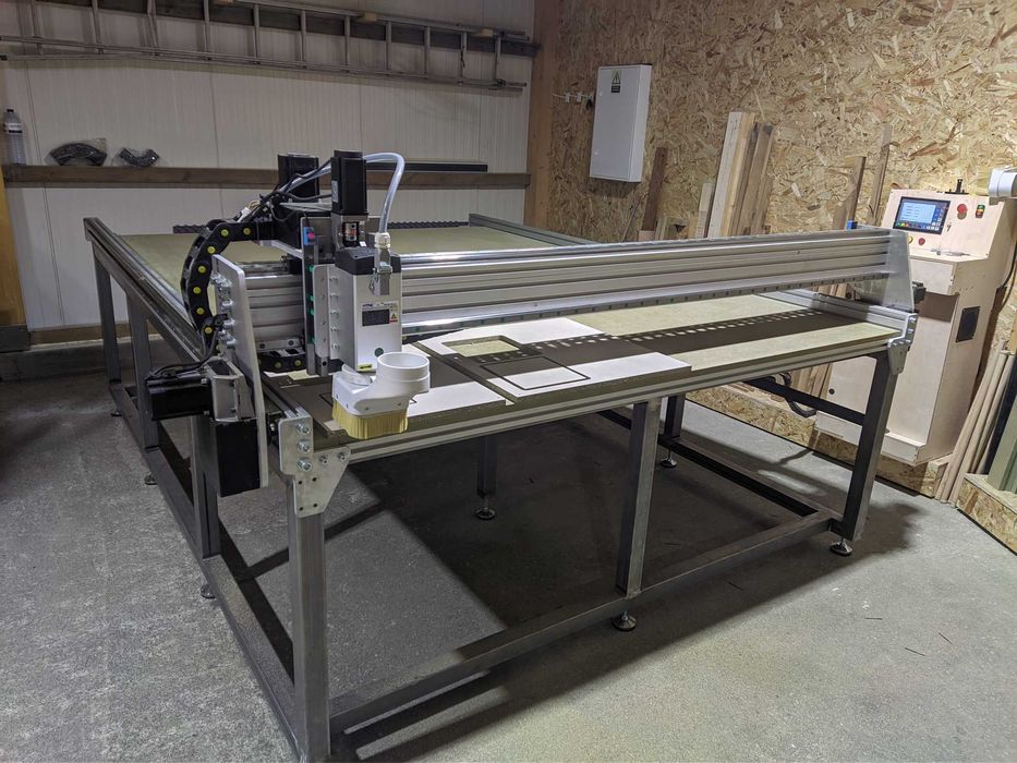 CNC 2750x2100 3.5kw Aluminio
