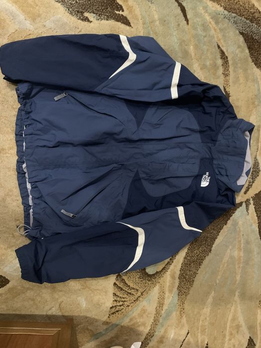 Куртка,вітровка The North Face л розмір Оригінал