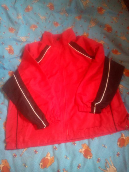 D r e s y sportowe 152