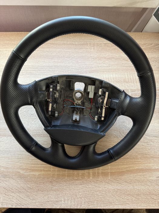 Продам кермо на Renault Trafic