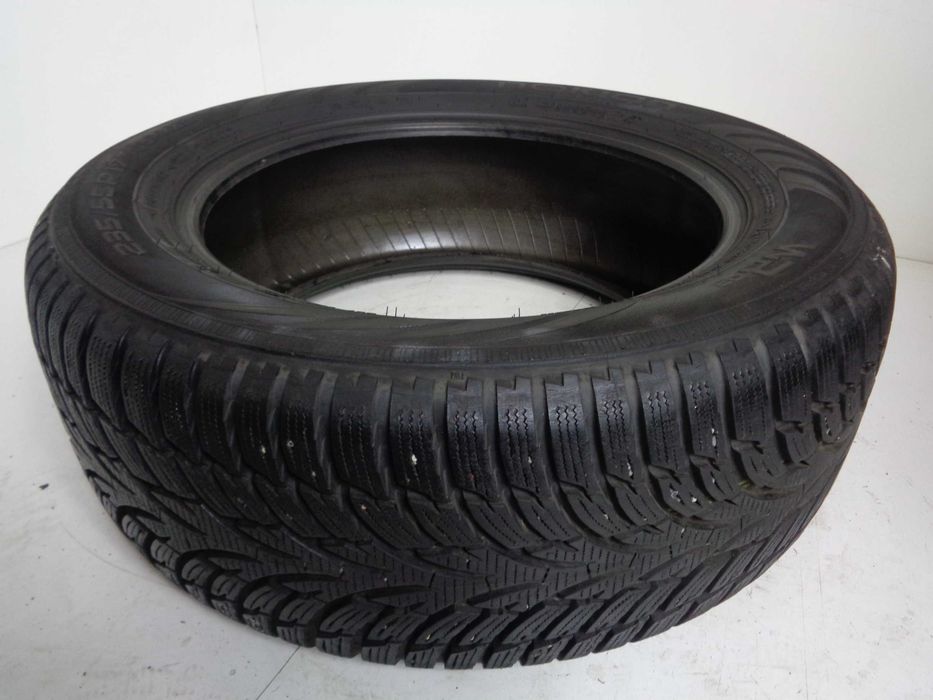 Opona 235/55/17 XL 103H Nokian WRD3