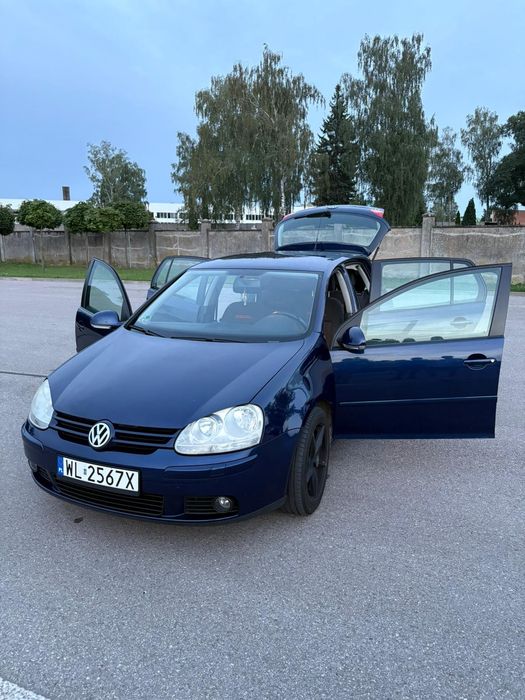 Volkswagen golf V
