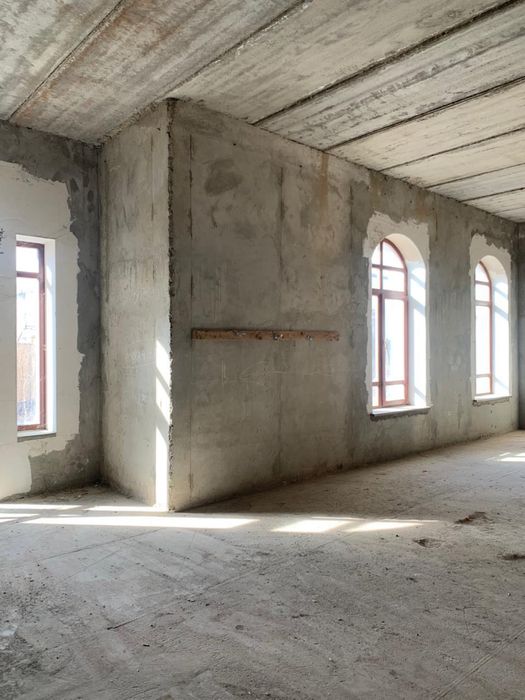 Продаю на 27сот. КОМПЛЕКС ЗДАНИЙ 3088m2  Рядом Моря Костанди / Шишкина