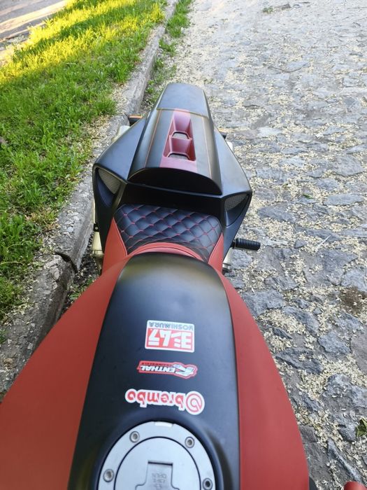 Honda CBR 1000F  SC25