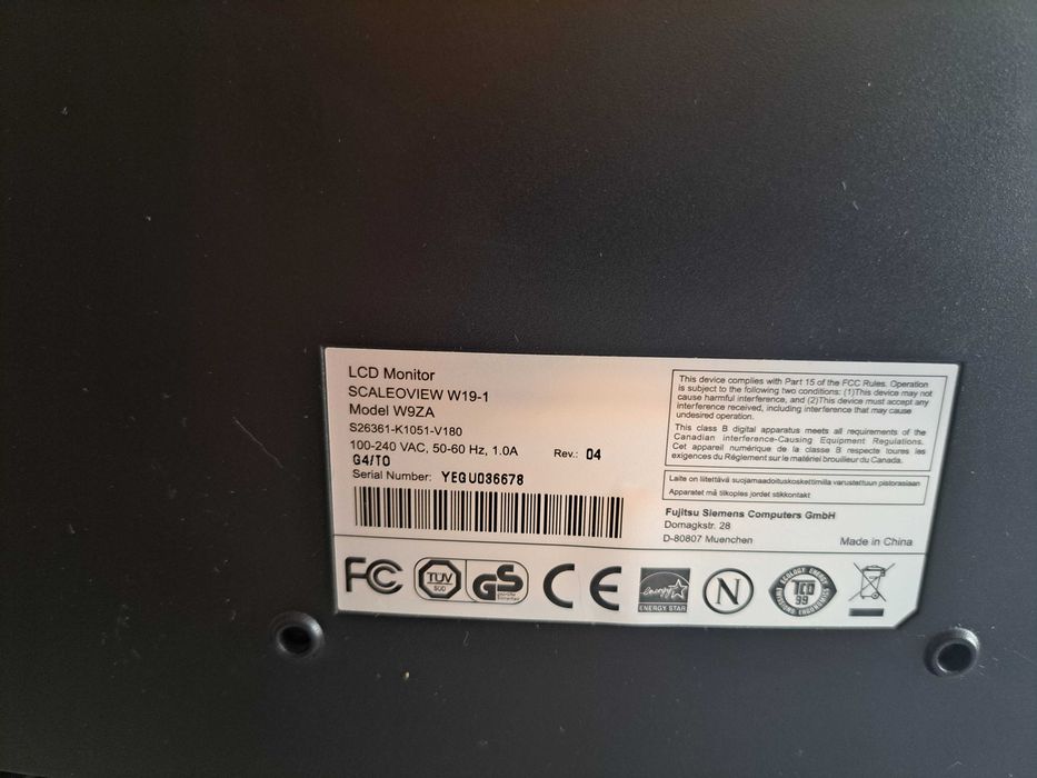 Fujitsu 19 Monitor437397273833656324