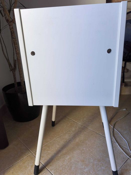 Móvel para Gato IKEA – Mesa com Arranhador