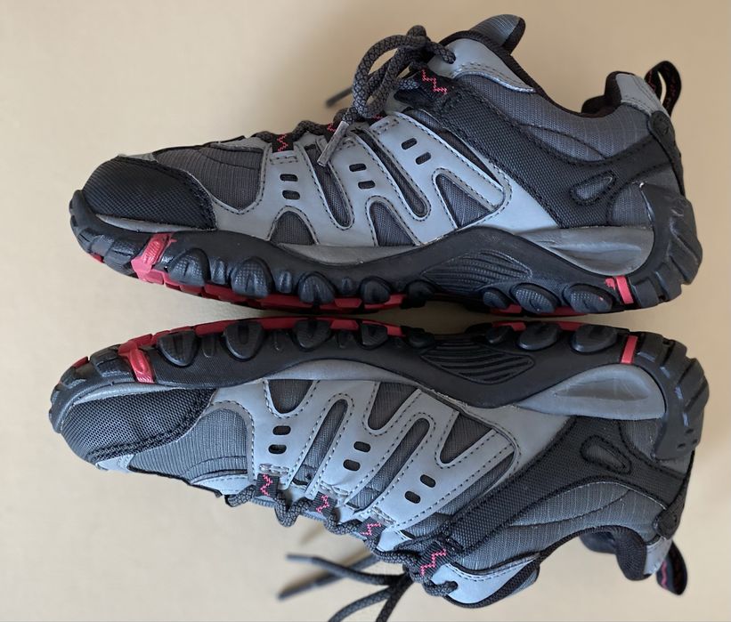 Кросівки Merrell GoreTex.