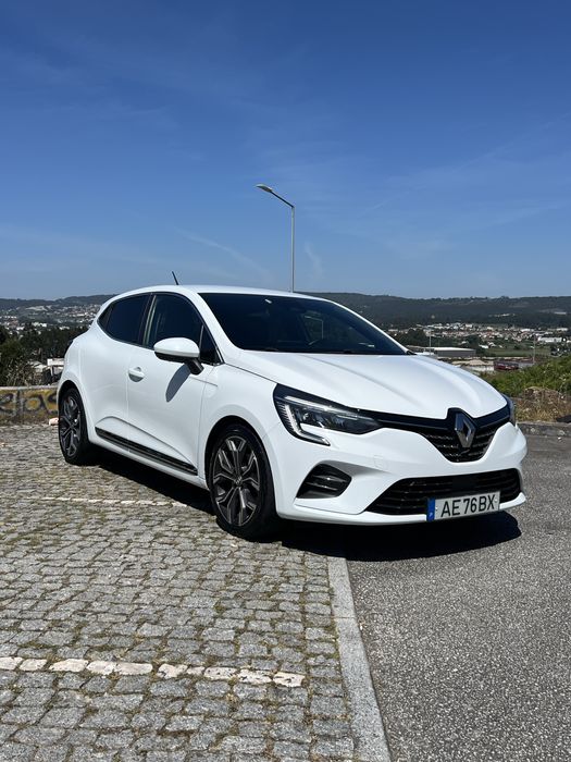 Renault clio E-Tech hybrid 1.6
