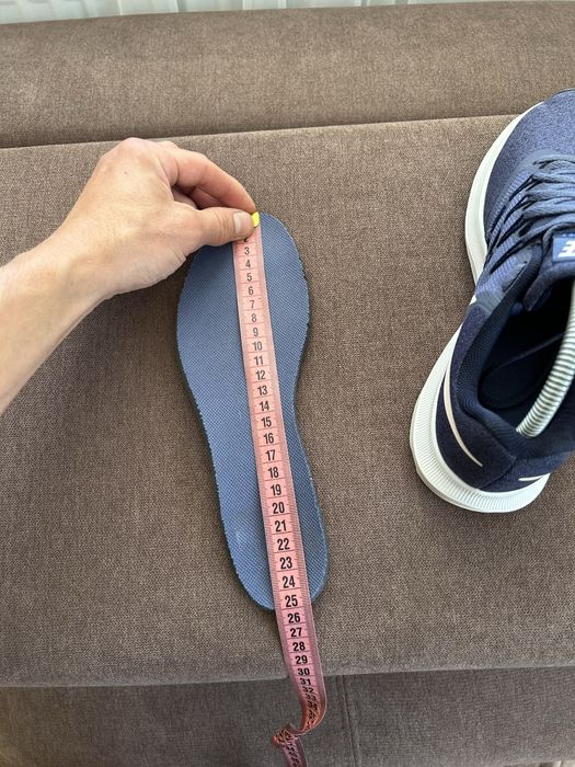 жіночі кросівки модель Nike Run Swift