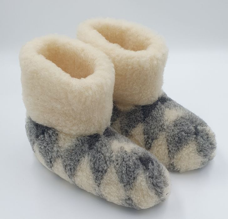 Bambosze wełniane 41 owcza wełna krata antypoślizgowe ciepłe zimowe