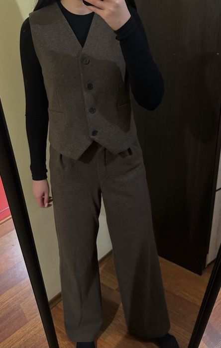 Жіночий костюм двійка штани палаццо з жилеткою теплий