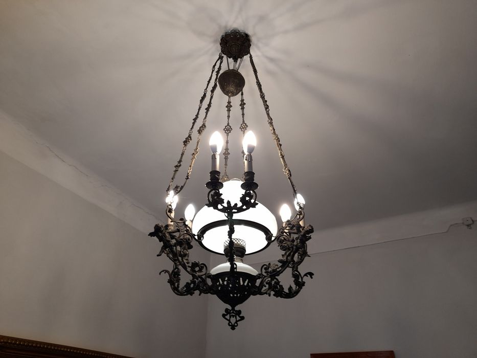 Candeeiro de Teto Clássico, como novo