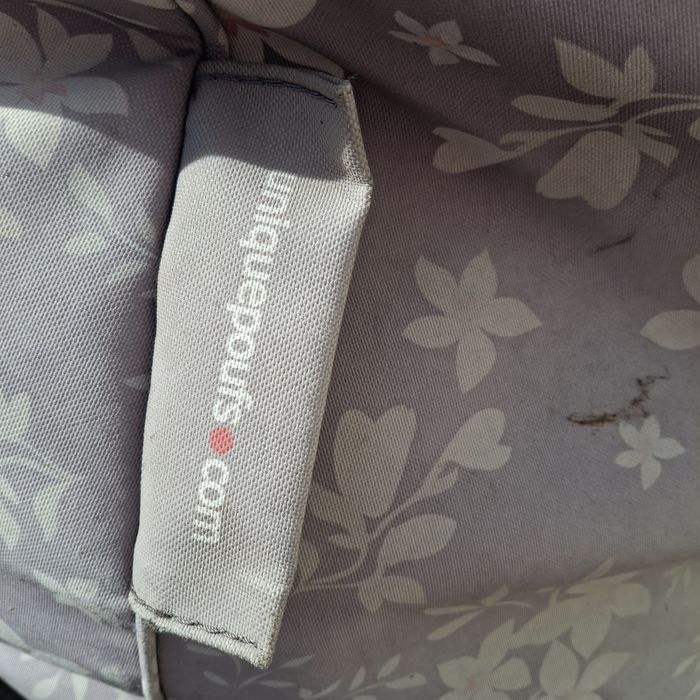 Puff club select night flowers - exteriror e interior