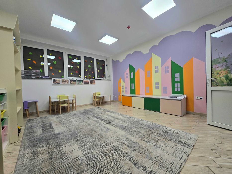 оренда приміщення Зелена. Нежитлове приміщення з євроремонтом.