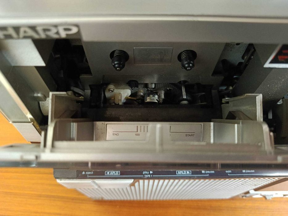 Radiomagnetofon dwukasetowy Sharp GF-555 Boombox z lat 80