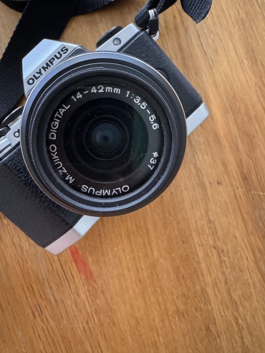 Olympus em-10 - 14-42