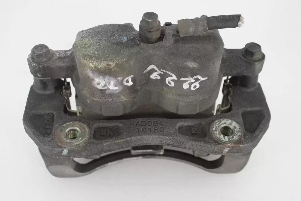 PINÇA TRAVÃO FRONTAL DIREITA KIA SORENTO I 2006 -AD08410180