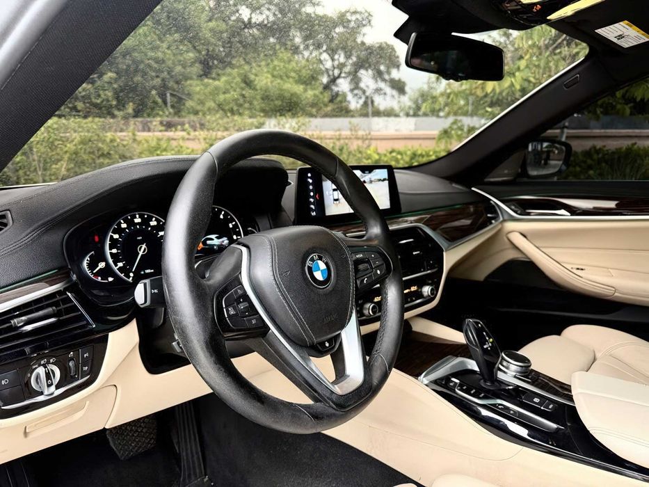 BMW 530I      2017