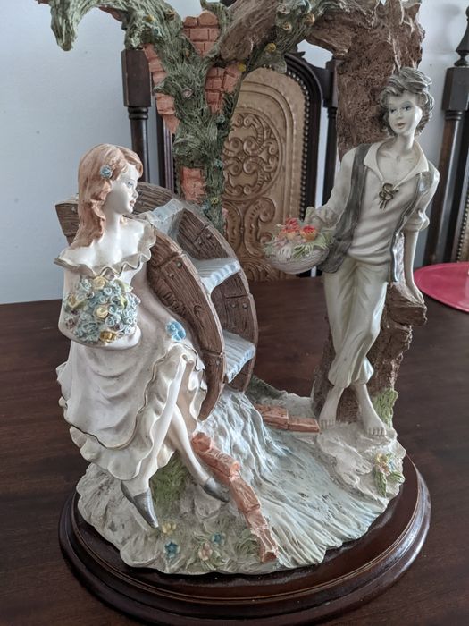 Estatueta "Os namorados"