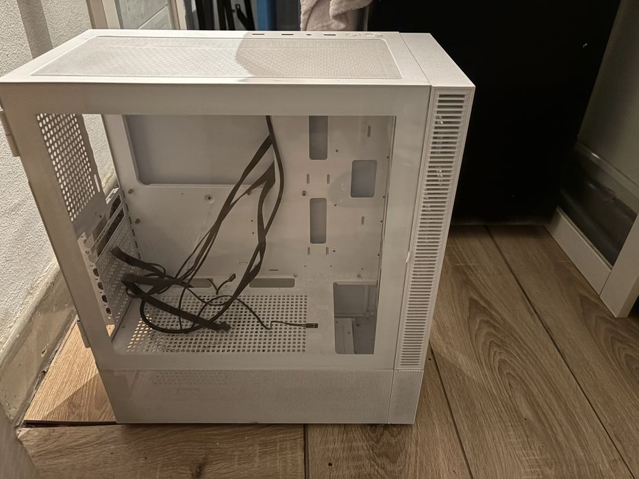 Pc torre gaming pecas