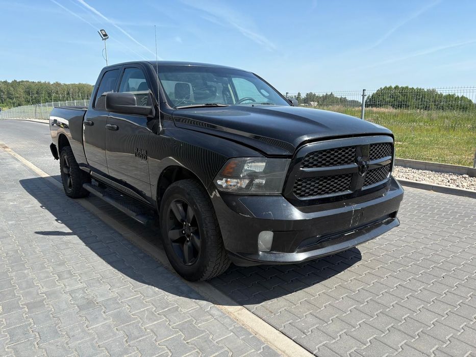 RAM 1500 Ram 1500 Classic Express / 4x4 / Quad Cab 6'4" / 3.6 / 305 KM / FV 23%