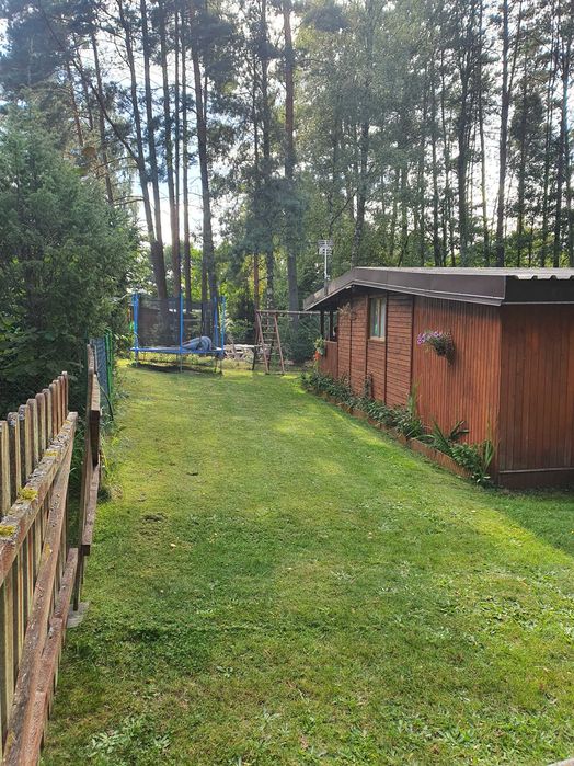 Działka z domkiem letniskowym
