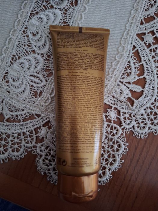 Esfoliante de Mãos Suavizante Milk & Honey Gold Oriflame