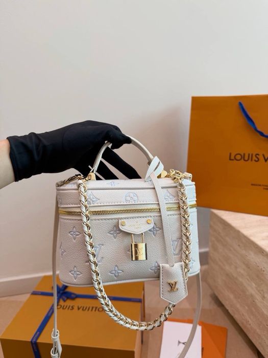 Сумка Louis Vuitton Vanity PM Monogram Empreinte Leather