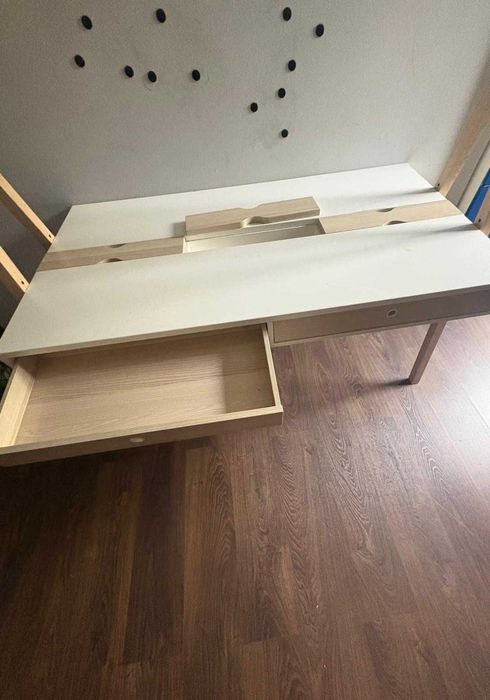 Biurko firmy VOX Spot Young