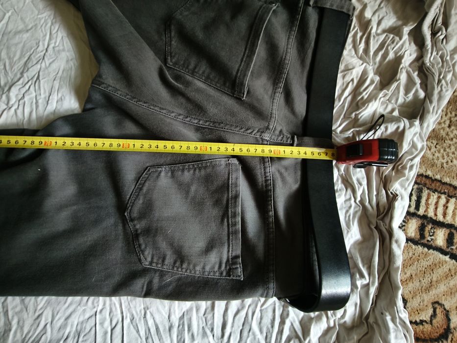Чоловічі джинси сірі