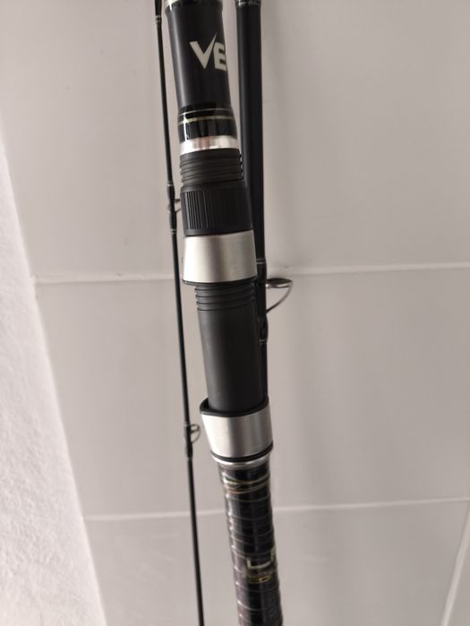 Cana Vega tactical surf 450
Comprimento fechadcabaa: 1.41m.
Secções: 6.
Peso: 560g.
Ação: Máximo 80g (melhor desempenho: 10-45g)
Teste de curva: 4kg.