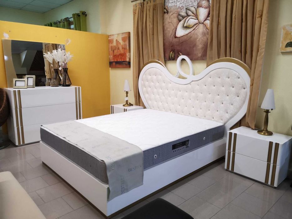 Quarto de casal Branco brilho