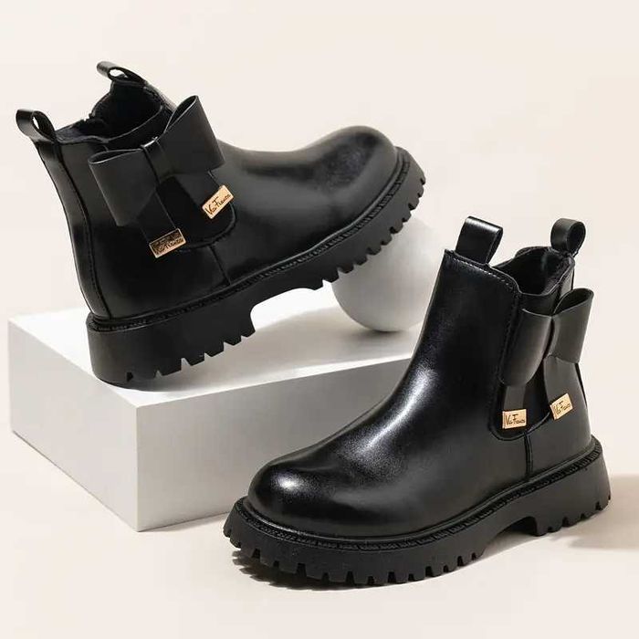 Czarne buty Chelsea dla dziewczynek