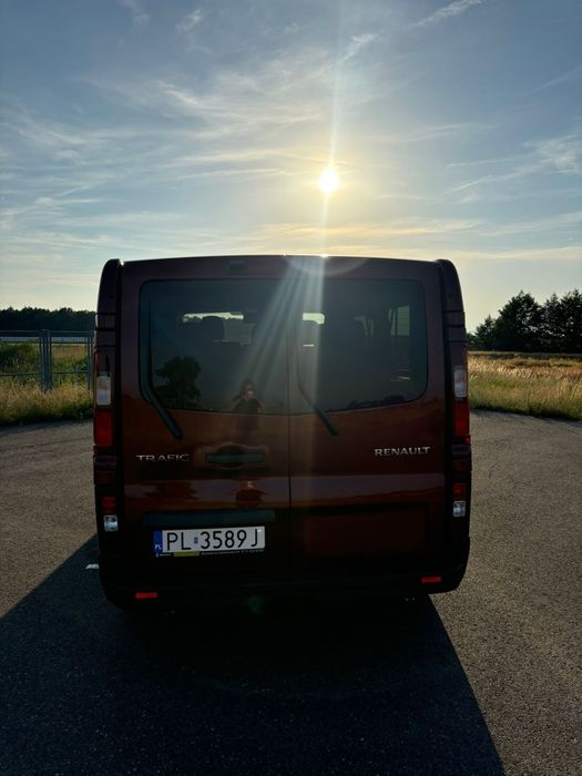 NA WYNAJEM!!! Renault Trafic automat 9osobowy 2026r
