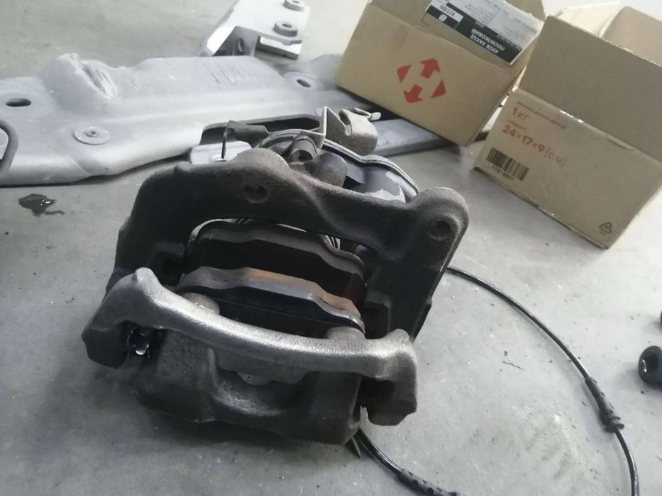 Полный комплект тормозов BMW G30 G20 G01 G02 G11