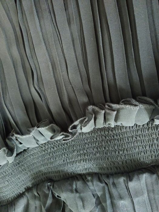 Sukienka plisowana midi ZARA