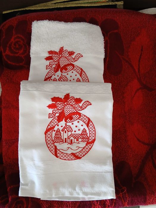 Conjunto de pano e toalha de cozinha, (novos) cada 5 €. Os 3 por 10€.