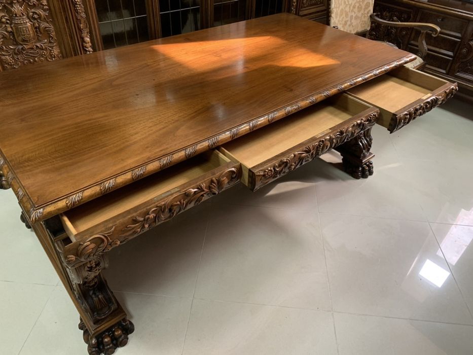 Антикварний кабінет