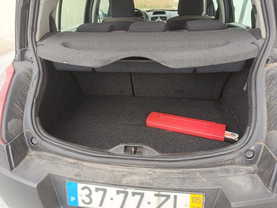 Renault Megane II   1.9 DCI 120 CV