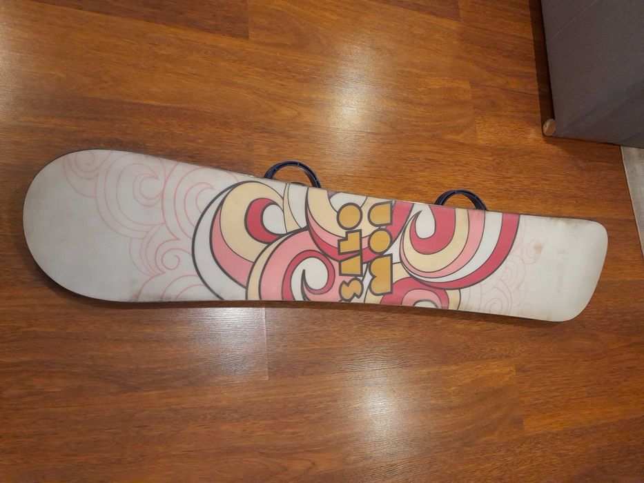 Deska snowboardowa salomon 136cm damska buty wiązania