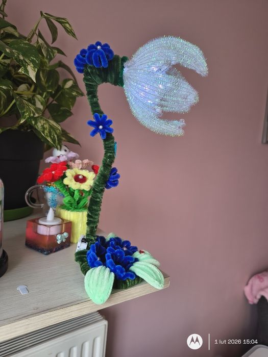 Świecący kwiat DIY. Lampka nocna